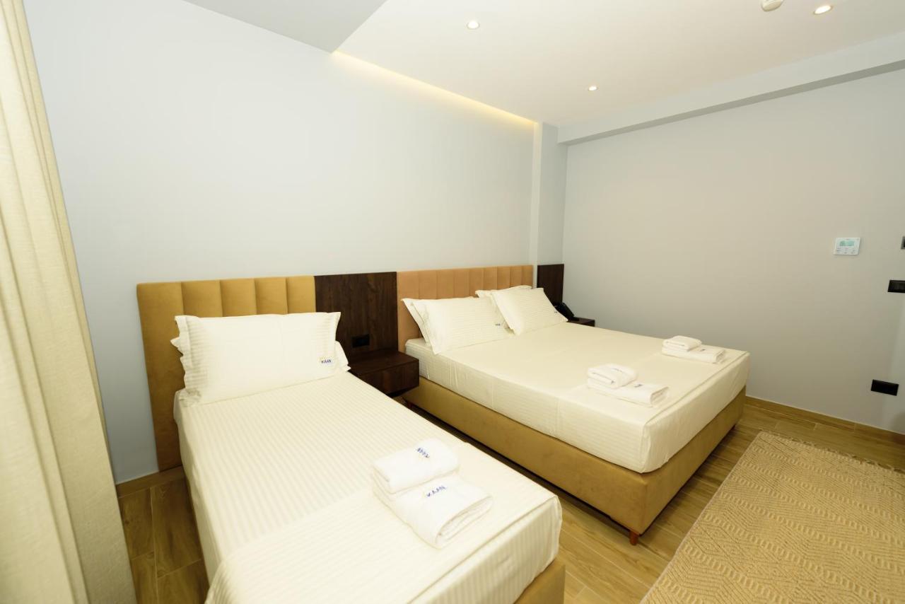 Kaan Hotel Radhimë Esterno foto