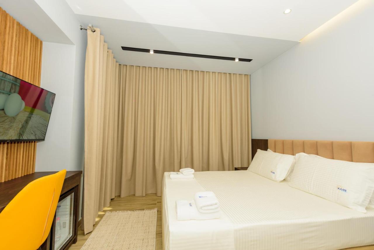 Kaan Hotel Radhimë Esterno foto
