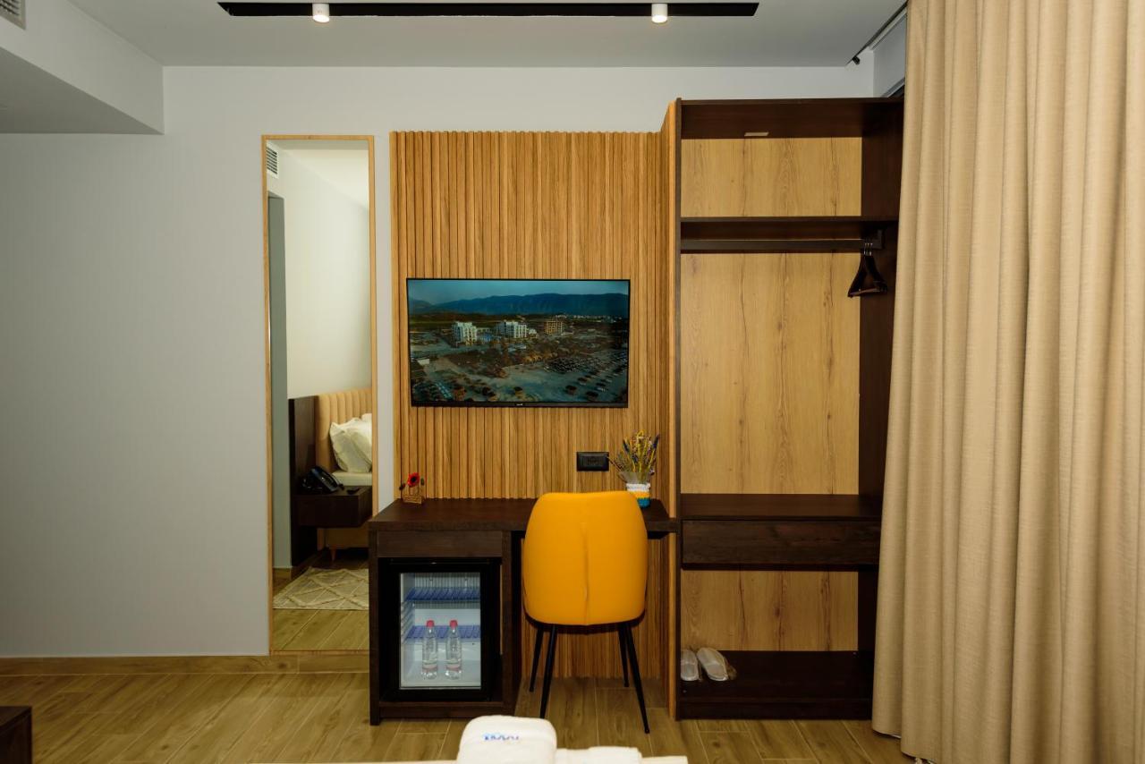 Kaan Hotel Radhimë Esterno foto